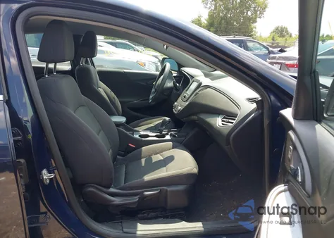 2017 Chevrolet Malibu 1Fl from USA, damaged, VIN 1G1ZC5ST2HF263157